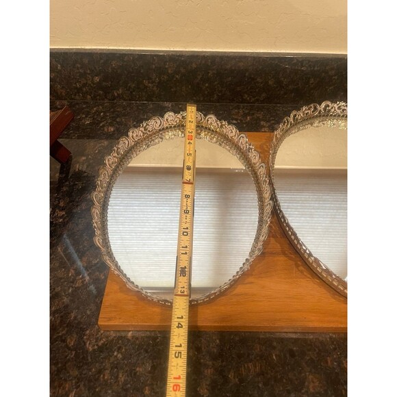 2 vintage Oval Mirror Vanity Tray - Picture 3 of 8
